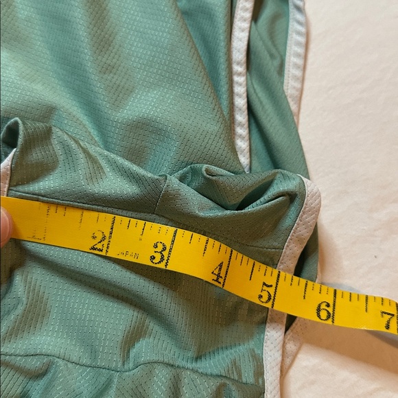 Tracksmith Twilight Split Shorts Size S - Picture 9 of 9